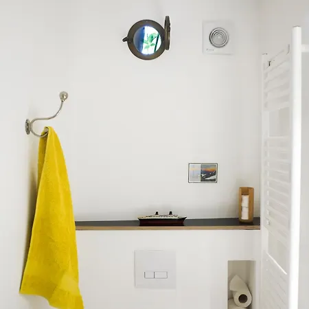 Malot 34 Bed & Breakfast Montreuil (Seine-Saint-Denis)
