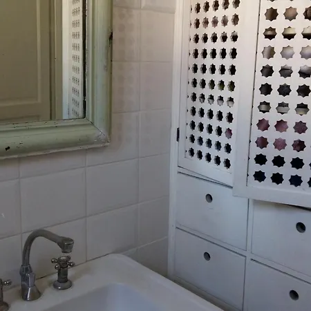 Malot 34 Bed & Breakfast Montreuil (Seine-Saint-Denis)